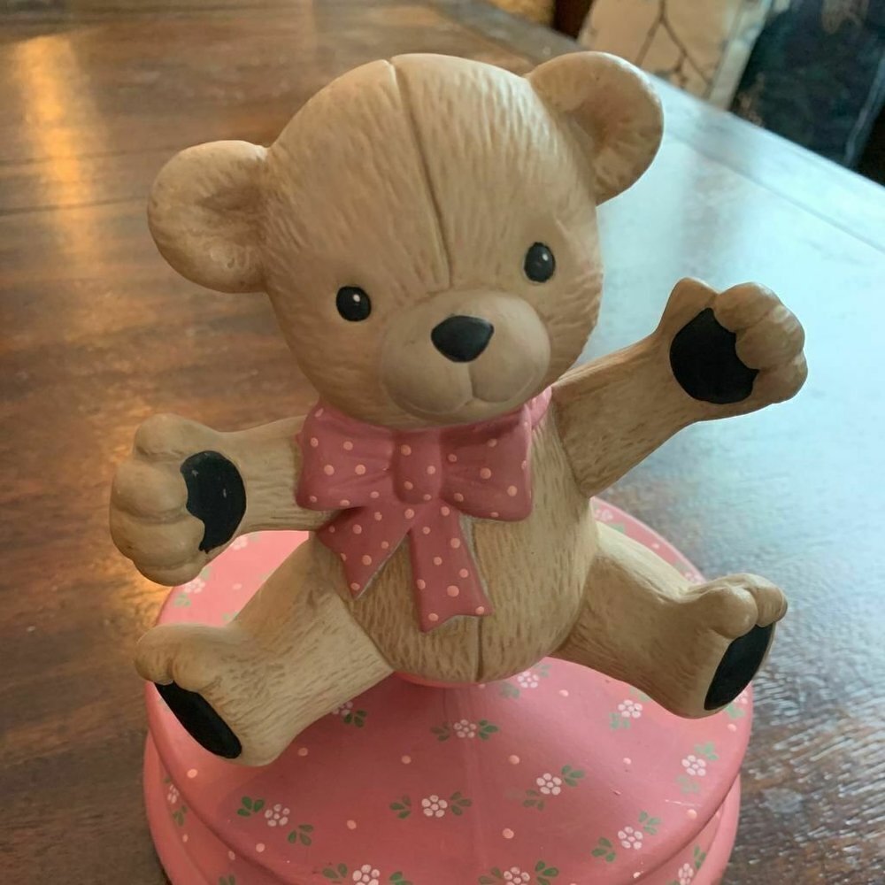 - Teddy Bear Ceramic Musical Nursery Childrens Room